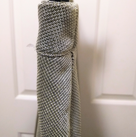 ✨ HOST PICK ✨ Stunning Metallic Slit Skirt - Picture 9 of 16